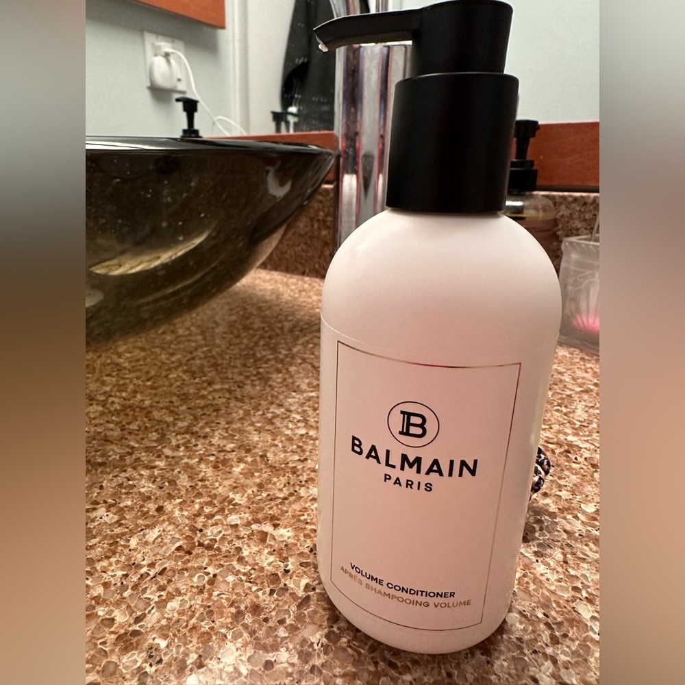 Balmain Paris Volume Conditioner in White Bottle
